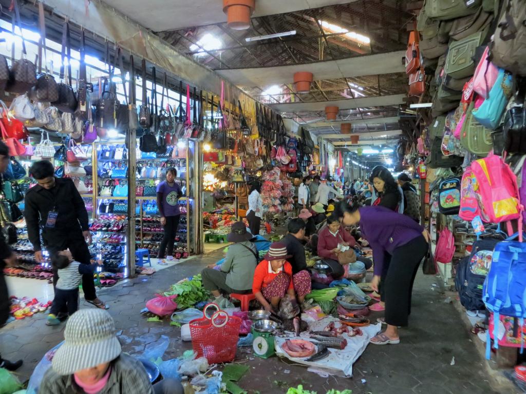 Ein üblicher Markttag in Kambodscha